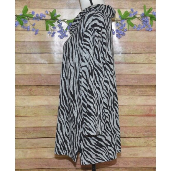 Rebecca Malone Womens Gray Studded Animal Print Cowl Neck Sweater Plus Size 2X - Picture 5 of 10